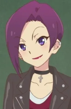 響アンナ
