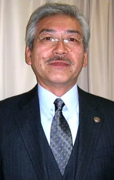 義人石波