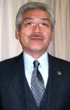 義人石波