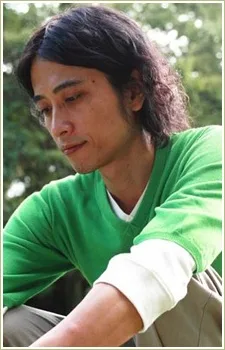 井出泰彰
