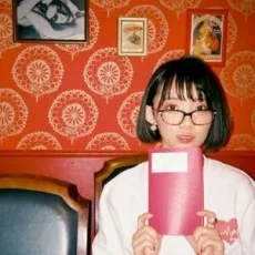 山科ティナ