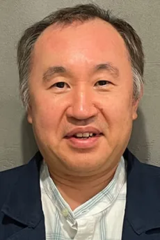 篠崎亨