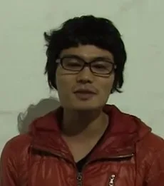 足立靖明