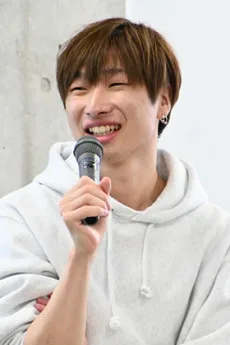 塚本龍介