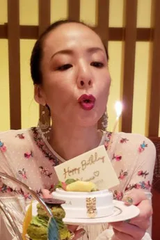天野なすの