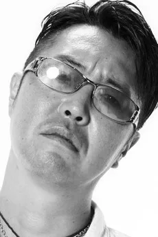 河野裕介