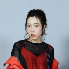 山田佳奈