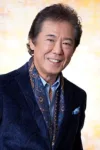 西岡徳馬