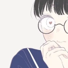 初葉なつき