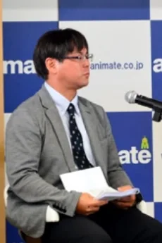 西堀靖