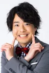 シュウペイ
