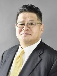 堀賢一