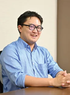 伊吹亜門