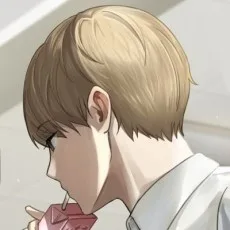 伊月ナオ