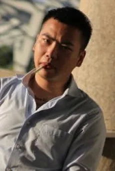 陈借倚