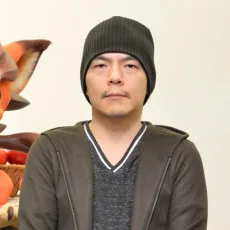 中山卓